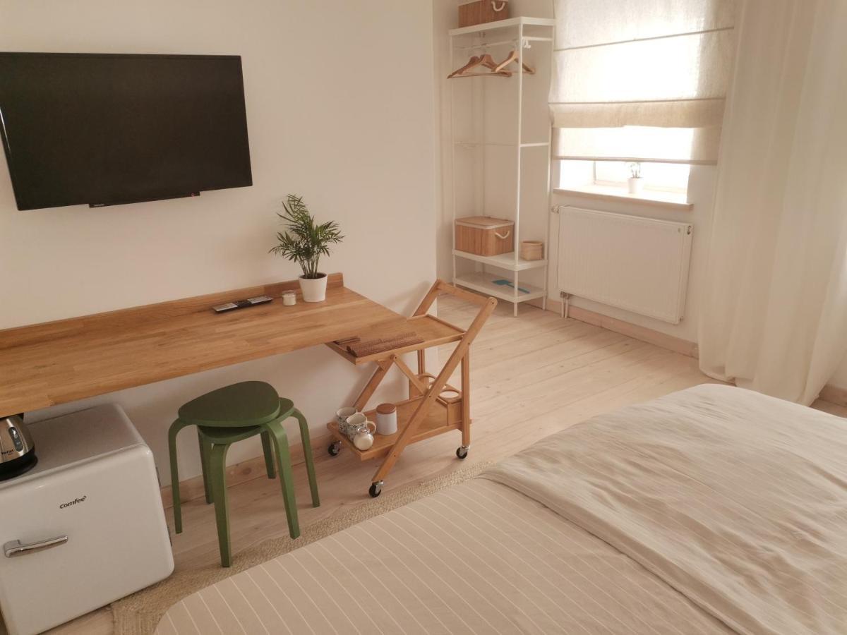 Motyl Apartamenty Studio Lub Pokoj Z Lazienka บือตอม ภายนอก รูปภาพ