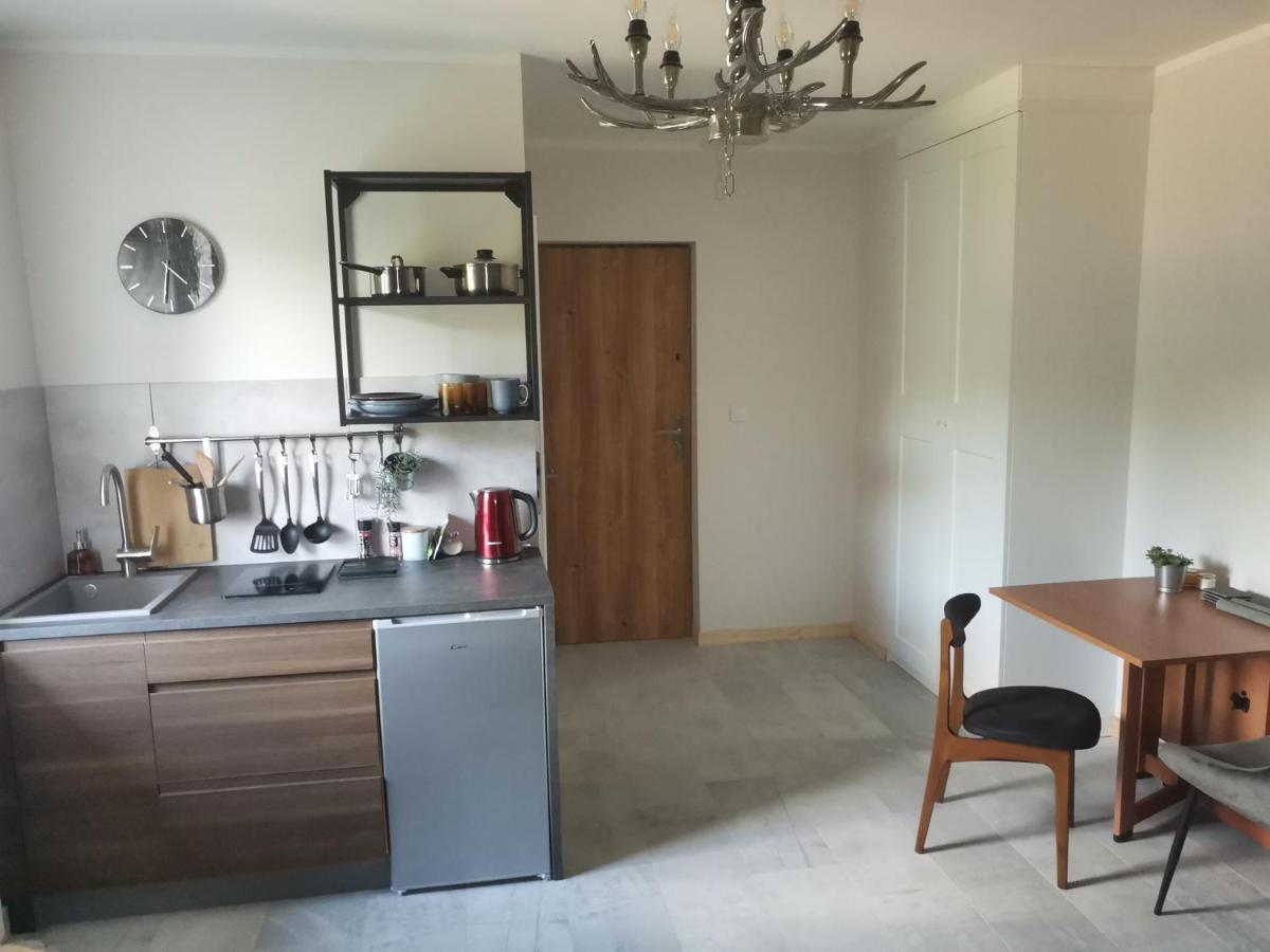 Motyl Apartamenty Studio Lub Pokoj Z Lazienka บือตอม ภายนอก รูปภาพ